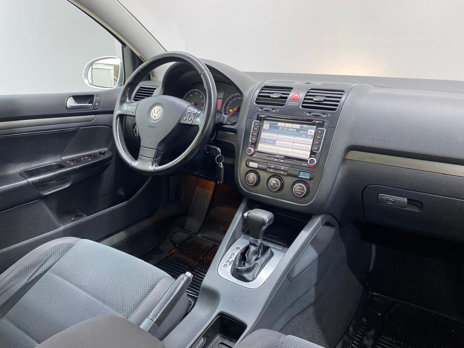 VOLKSWAGEN GOLF 20